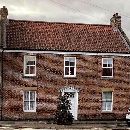 Apt D In Old Grade 2 Converted Farmhouse Market Weighton Kültér fotó