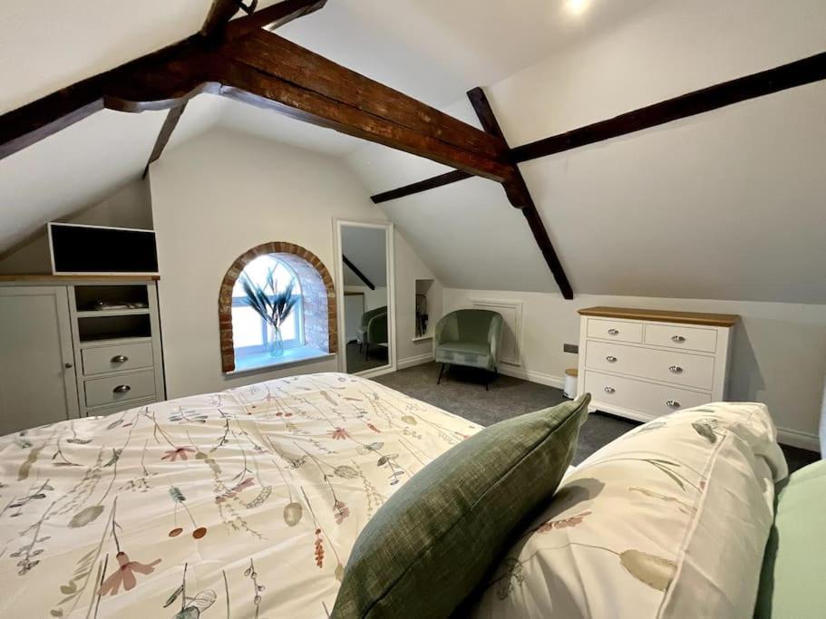 Apt D In Old Grade 2 Converted Farmhouse Market Weighton Kültér fotó